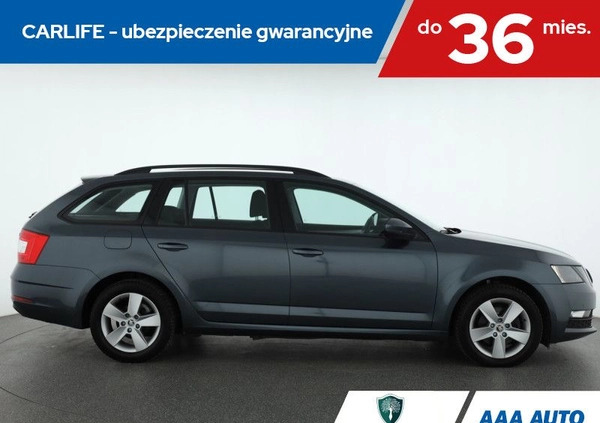 Skoda Octavia cena 63000 przebieg: 140963, rok produkcji 2018 z Radziejów małe 211